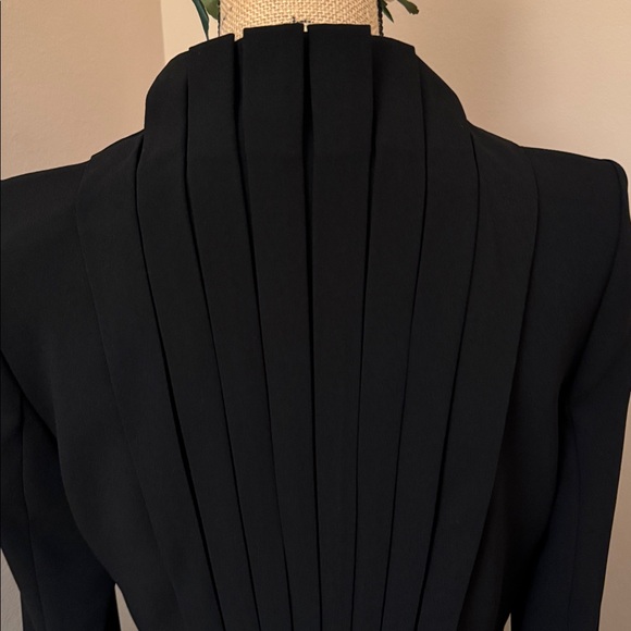 Anne Fontaine Black Pleated Blazer - Picture 7 of 12